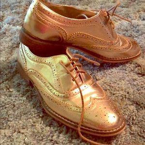 Steve Madden rose gold oxfords